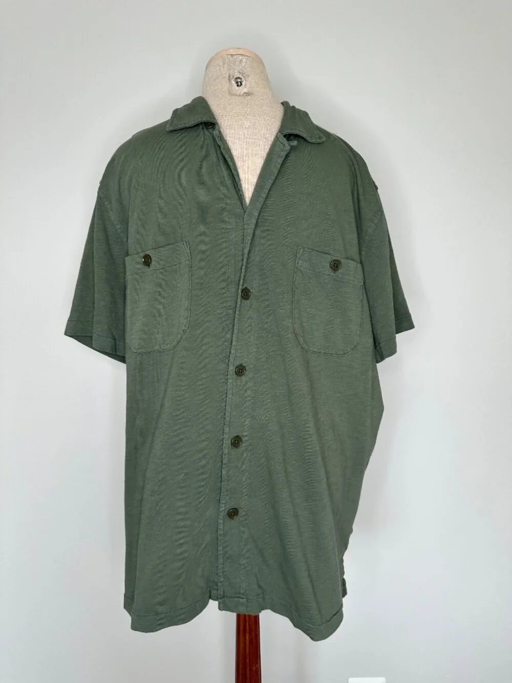 J. Crew Men's  Olive Green Utility Short Sleeve Button Down Shirt Size XL